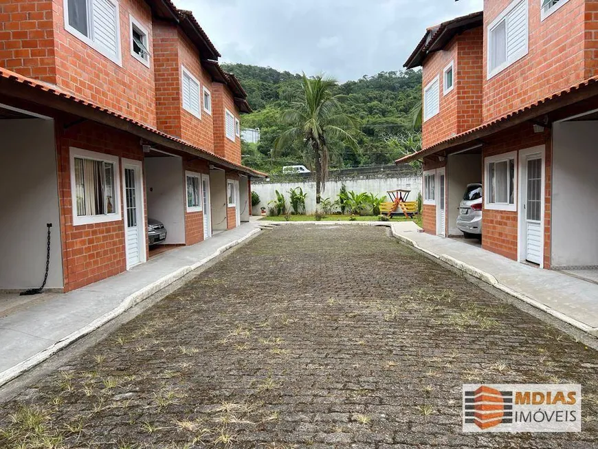 Foto 1 de Sobrado com 3 Quartos à venda, 98m² em Jardim Luciana, Mongaguá