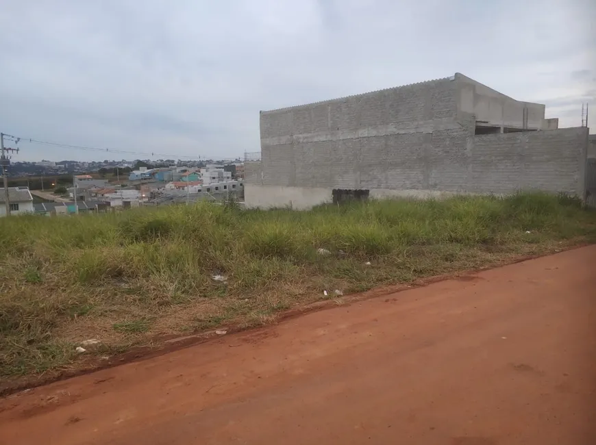 Foto 1 de Lote/Terreno à venda, 200m² em Cara Cara, Ponta Grossa