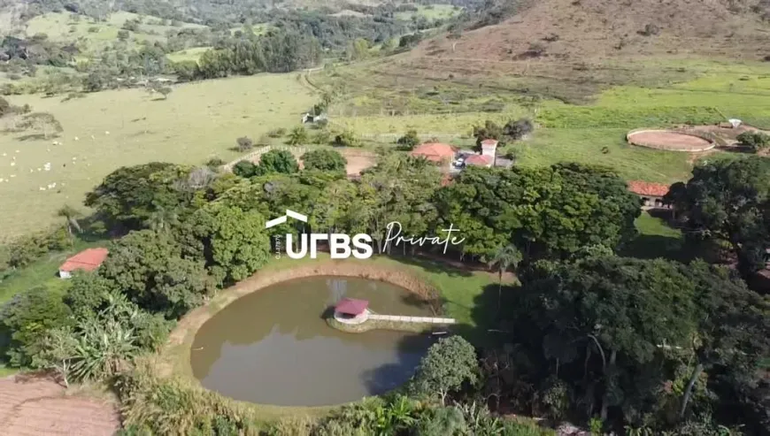 Foto 1 de Fazenda/Sítio com 5 Quartos à venda, 300m² em Jardim Promissao, Anápolis