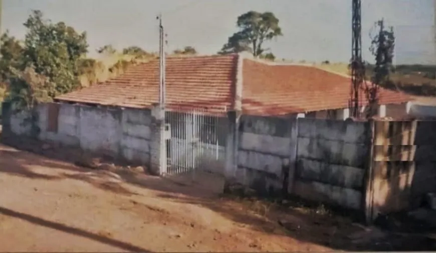 Foto 1 de Fazenda/Sítio com 3 Quartos à venda, 3000m² em Chacara Sao Jorge, Piracicaba