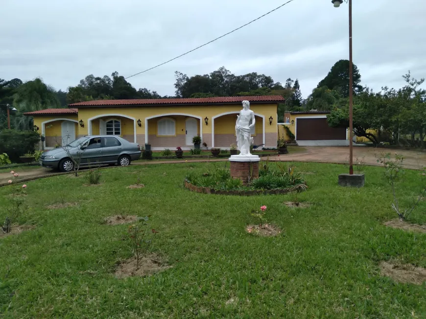 Foto 1 de Fazenda/Sítio com 3 Quartos à venda, 800m² em Tarumã, Viamão