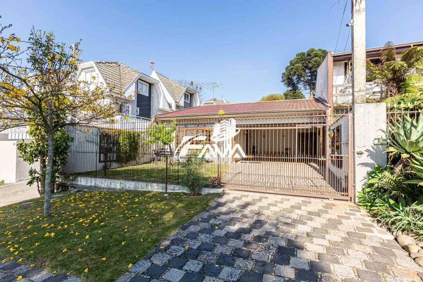 Foto 1 de Casa com 4 Quartos à venda, 163m² em Bairro Alto, Curitiba