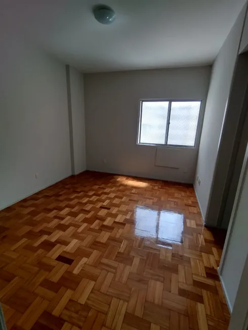 Foto 1 de Apartamento com 2 Quartos para alugar, 79m² em Copacabana, Rio de Janeiro