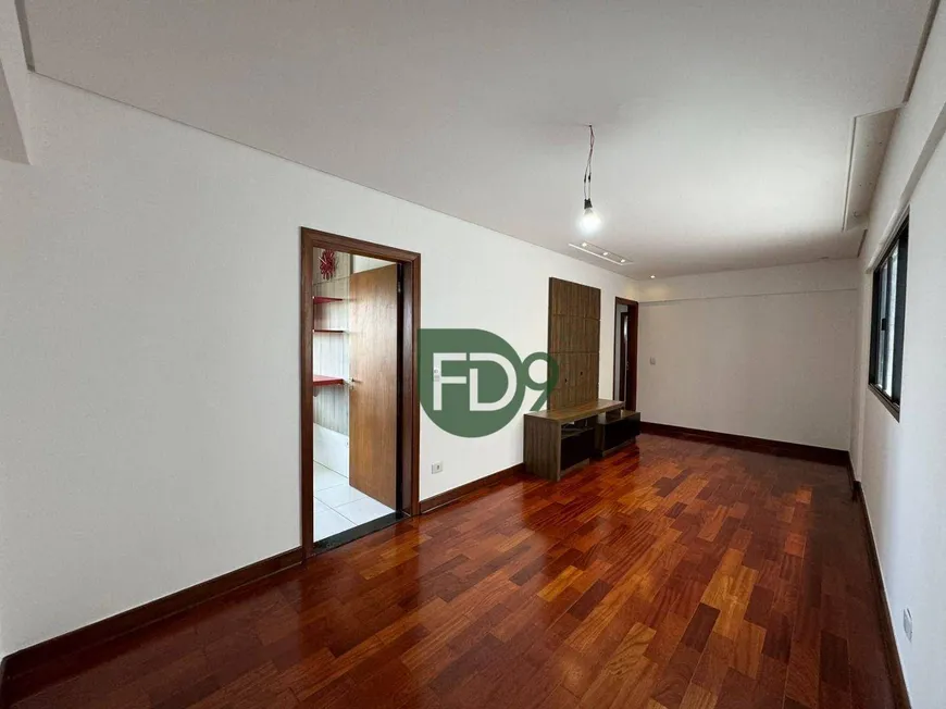 Foto 1 de Apartamento com 3 Quartos à venda, 130m² em Vila Nossa Senhora de Fátima, Americana