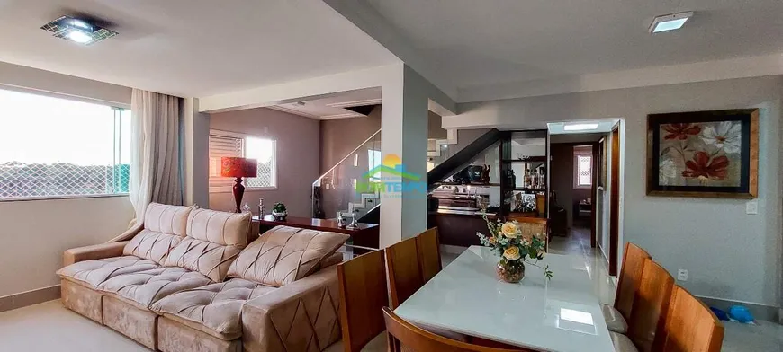 Foto 1 de Apartamento com 4 Quartos à venda, 225m² em Santa Maria, Uberaba