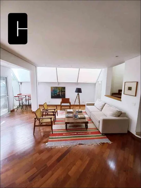 Foto 1 de Casa com 4 Quartos à venda, 370m² em Vila Andrade, São Paulo