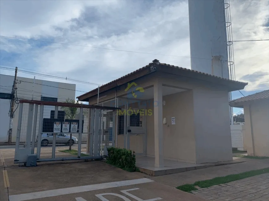 Foto 1 de Apartamento com 2 Quartos à venda, 44m² em Vista Alegre, Cuiabá