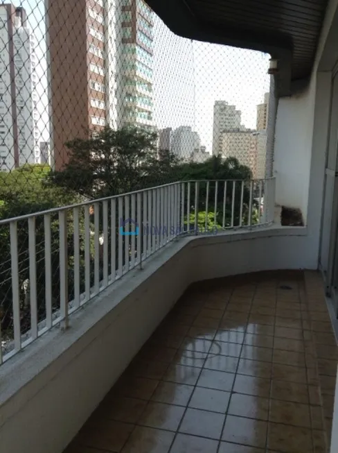 Foto 1 de Apartamento com 4 Quartos para alugar, 208m² em Paraíso, São Paulo