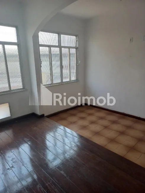 Foto 1 de Apartamento com 1 Quarto à venda, 40m² em Vista Alegre, Rio de Janeiro
