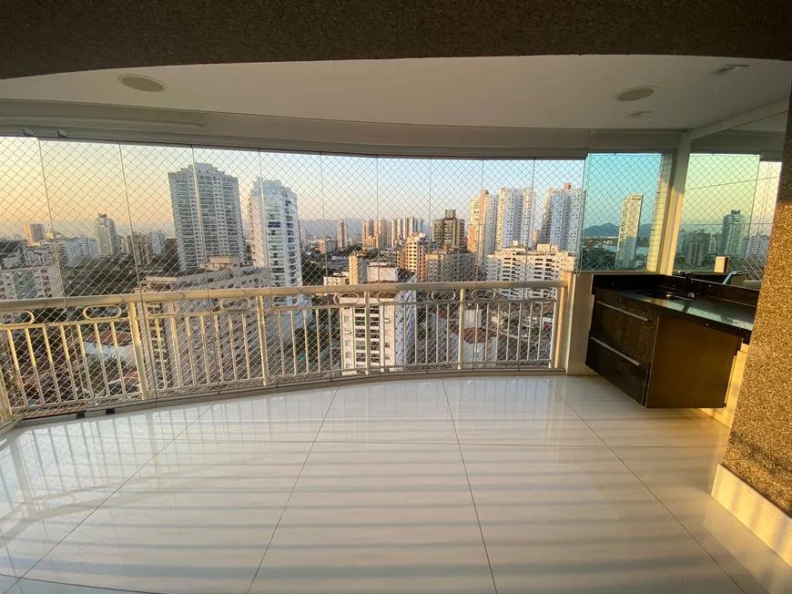 Foto 1 de Apartamento com 2 Quartos à venda, 198m² em Ponta da Praia, Santos