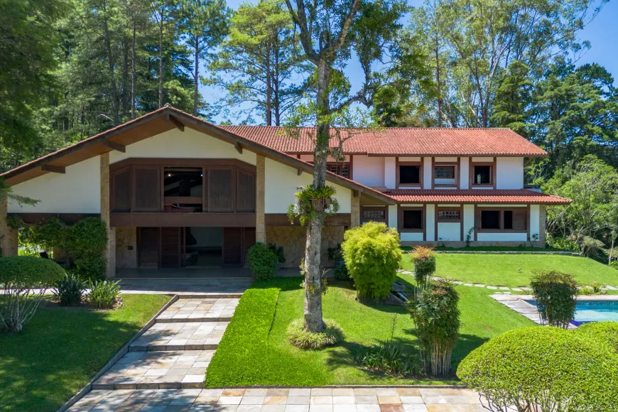 Foto 1 de Casa com 6 Quartos à venda, 1186m² em Carlos Guinle, Teresópolis