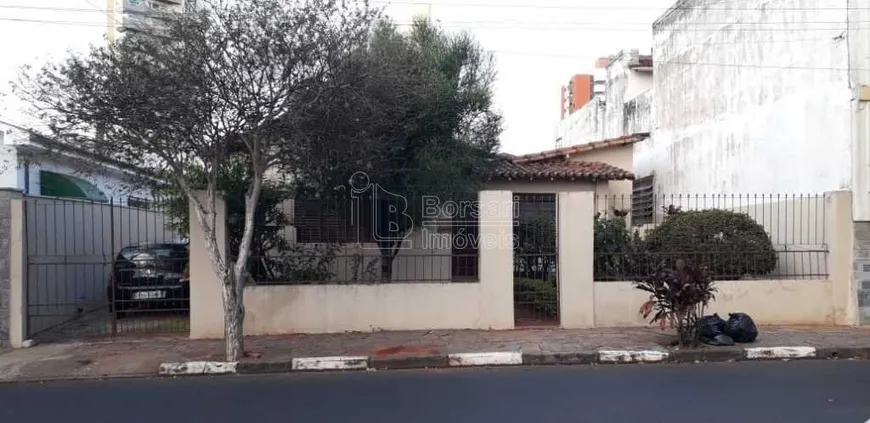 Foto 1 de Casa com 2 Quartos à venda, 147m² em Centro, Araraquara
