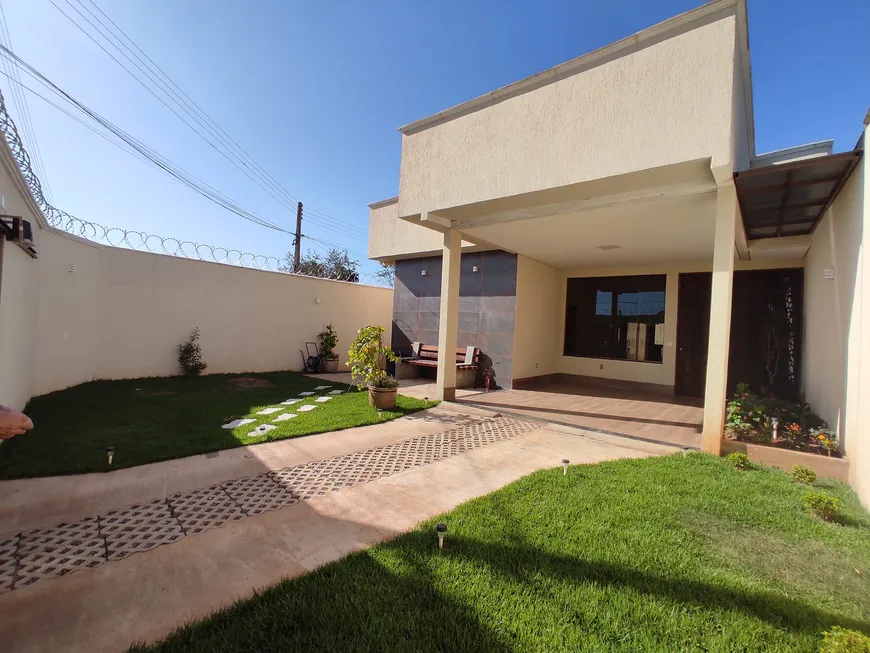 Foto 1 de Casa com 3 Quartos à venda, 170m² em Chácara São Pedro, Aparecida de Goiânia