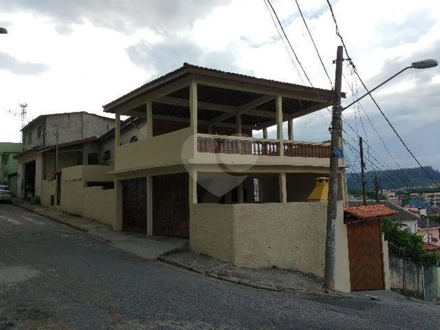 Foto 1 de Casa com 6 Quartos à venda, 180m² em Freguesia do Ó, São Paulo