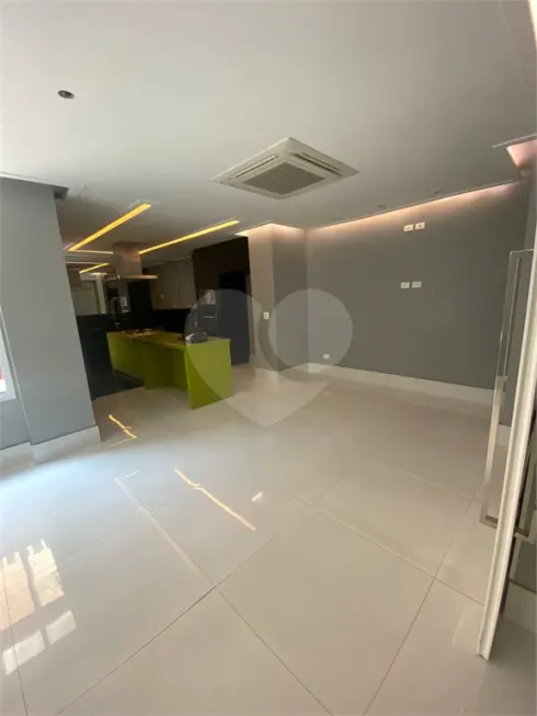 Foto 1 de Casa com 4 Quartos para venda ou aluguel, 270m² em Moema, São Paulo