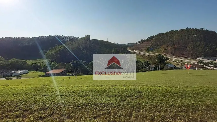 Foto 1 de Lote/Terreno à venda, 1000m² em , Paraibuna