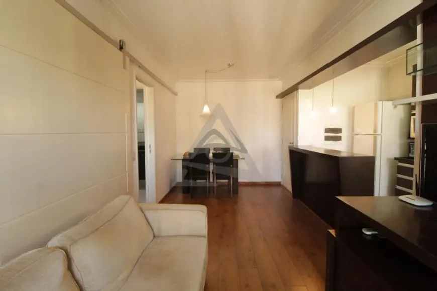 Foto 1 de Apartamento com 1 Quarto para alugar, 45m² em Cambuí, Campinas