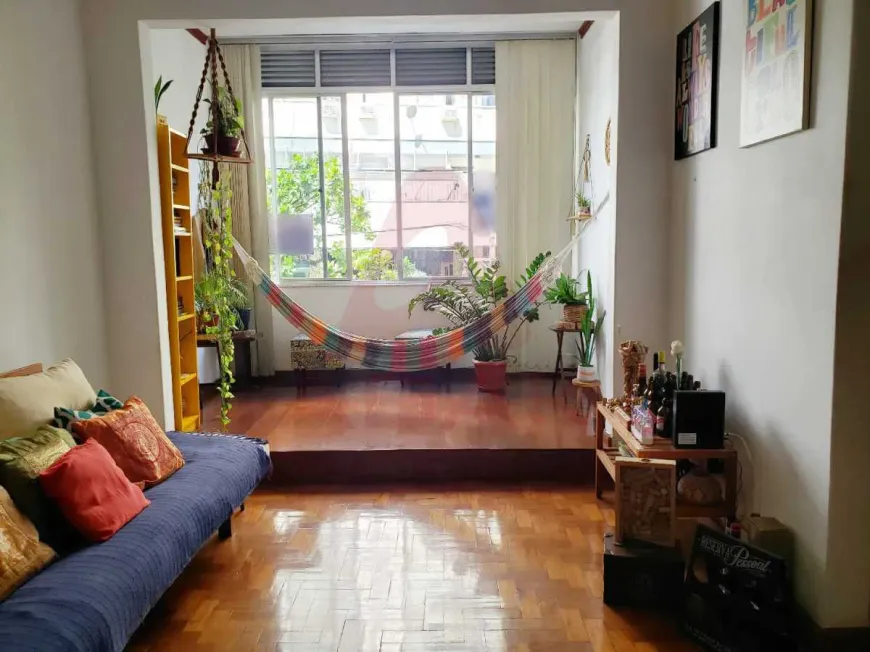 Foto 1 de Apartamento com 2 Quartos à venda, 70m² em Copacabana, Rio de Janeiro