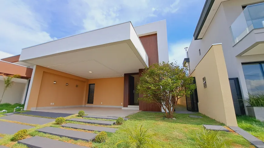 Foto 1 de Casa de Condomínio com 3 Quartos à venda, 145m² em Tijucal, Cuiabá