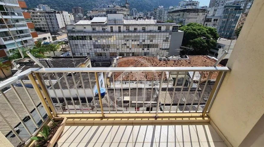 Foto 1 de Apartamento com 2 Quartos à venda, 65m² em Botafogo, Rio de Janeiro