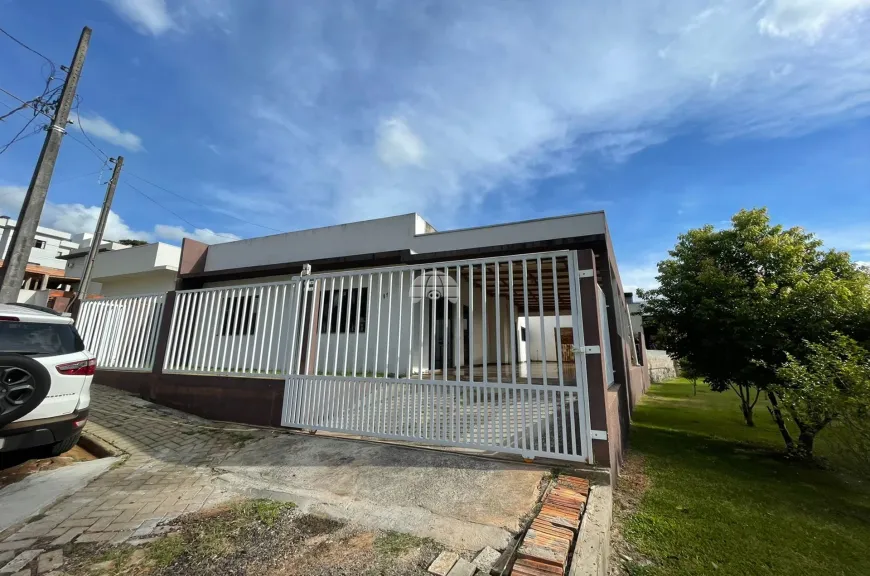 Foto 1 de Casa com 3 Quartos à venda, 100m² em Santa Terezinha, Pato Branco