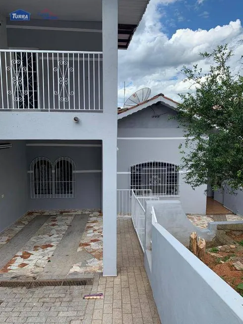 Foto 1 de Casa com 3 Quartos à venda, 189m² em Jardim Alvinopolis, Atibaia