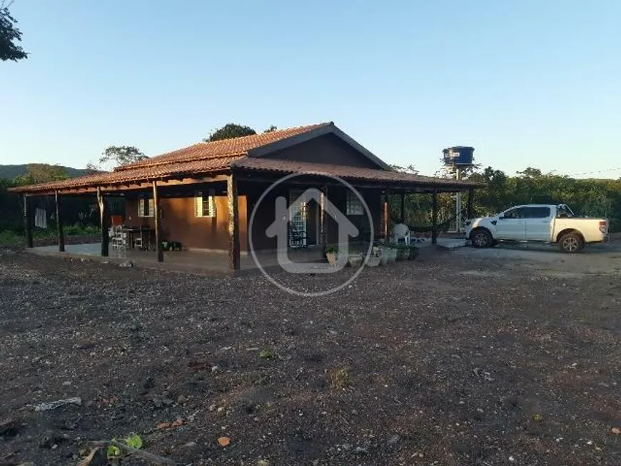 Foto 1 de Fazenda/Sítio à venda, 140000m² em , Acorizal