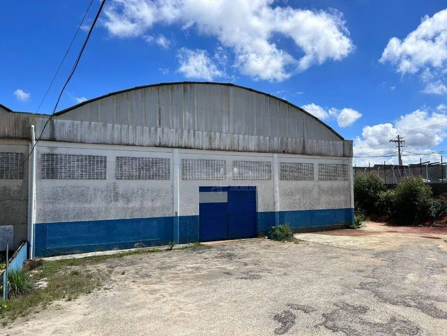 Foto 1 de Galpão/Depósito/Armazém para alugar, 2070m² em Piracangagua, Taubaté