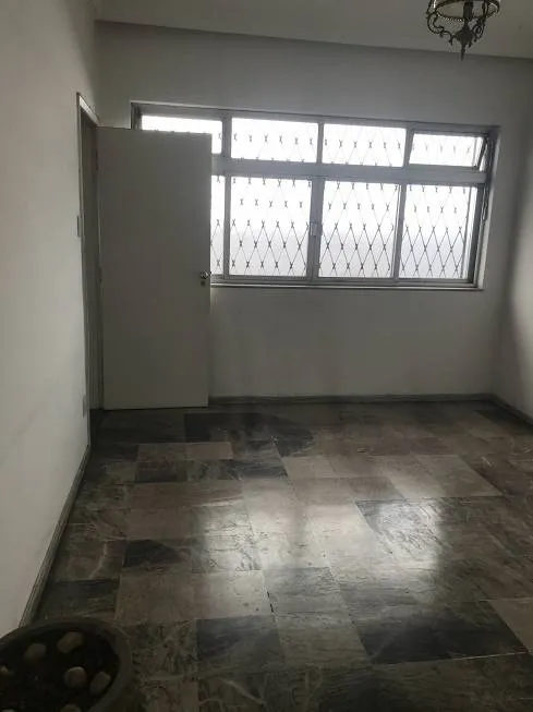 Foto 1 de Apartamento com 4 Quartos à venda, 140m² em Funcionários, Belo Horizonte