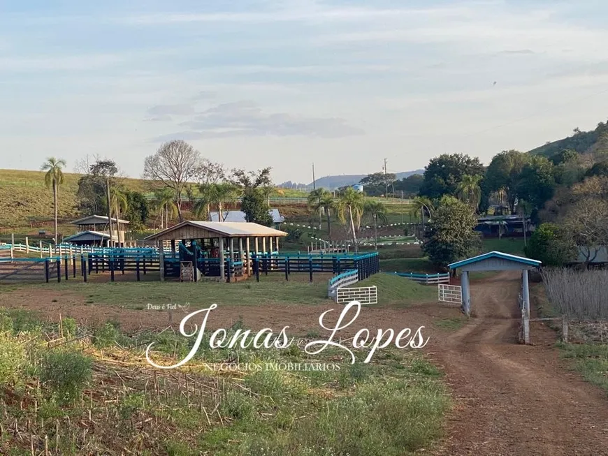 Foto 1 de Fazenda/Sítio com 4 Quartos à venda, 89m² em , Santa Maria do Oeste