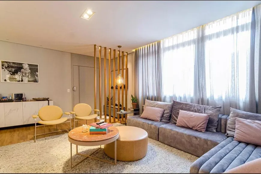 Foto 1 de Apartamento com 3 Quartos à venda, 132m² em Jardim Paulista, São Paulo