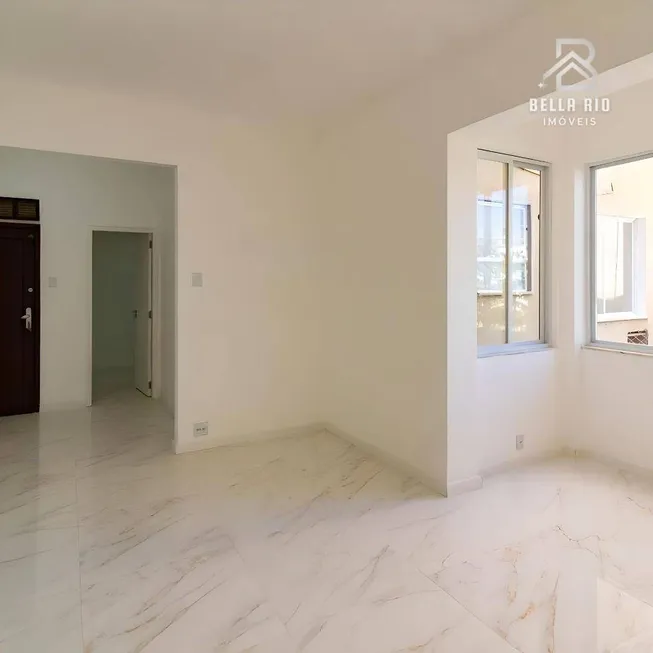 Foto 1 de Apartamento com 3 Quartos à venda, 102m² em Copacabana, Rio de Janeiro