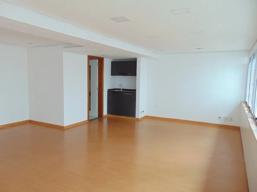 Foto 1 de Sala Comercial para alugar, 46m² em Independência, Porto Alegre