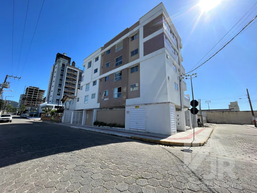 Foto 1 de Apartamento com 2 Quartos à venda, 80m² em Centro, Camboriú