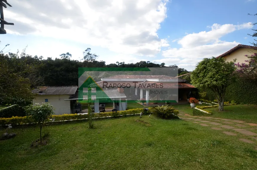 Foto 1 de Fazenda/Sítio com 5 Quartos à venda, 300m² em Zona Rural, Ibiúna