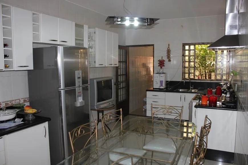 Foto 1 de Casa com 3 Quartos à venda, 230m² em Ceilandia Sul, Brasília