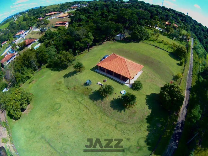 Foto 1 de Fazenda/Sítio com 3 Quartos à venda, 154m² em Chácara dos Pinhais, Boituva