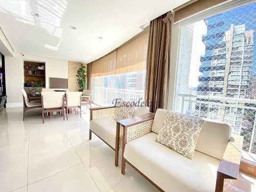 Foto 1 de Apartamento com 3 Quartos à venda, 185m² em Itaim Bibi, São Paulo