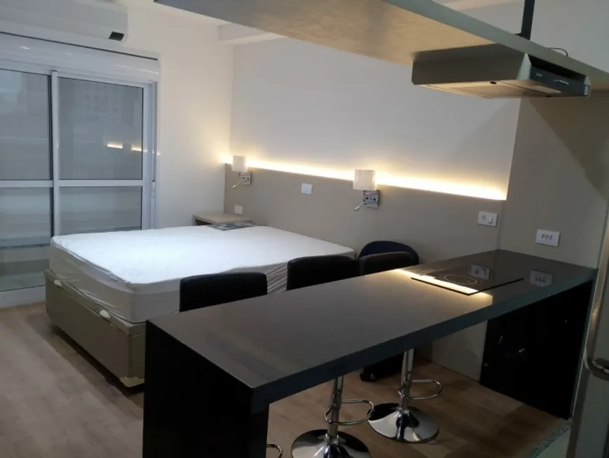 Foto 1 de Apartamento com 1 Quarto para alugar, 27m² em Saúde, São Paulo