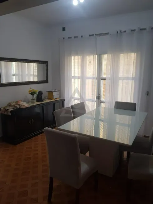 Foto 1 de Casa com 4 Quartos à venda, 209m² em Jardim América, Campinas