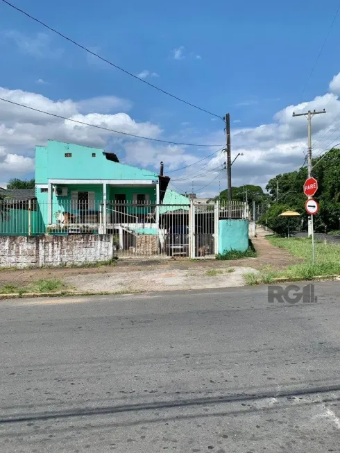 Foto 1 de Casa com 3 Quartos à venda, 150m² em Glória, Porto Alegre