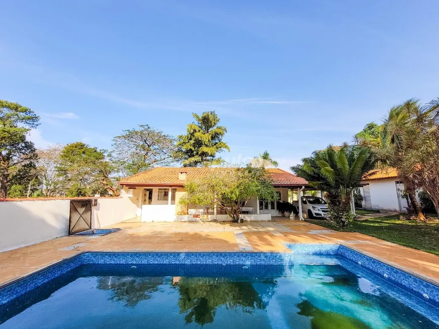 Foto 1 de Fazenda/Sítio com 3 Quartos à venda, 120m² em Parque Residencial Tancredi, Americana