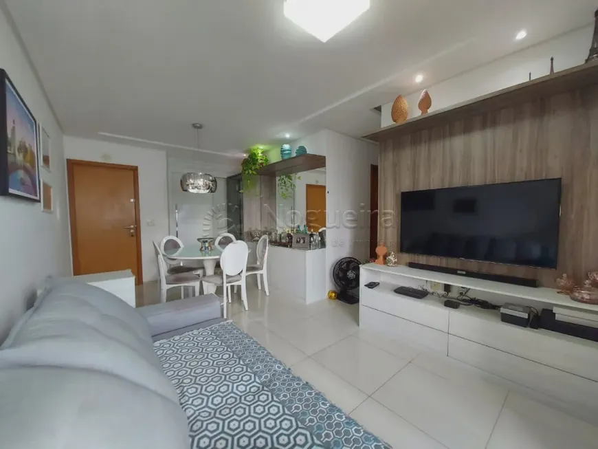 Foto 1 de Apartamento com 2 Quartos à venda, 66m² em Madalena, Recife