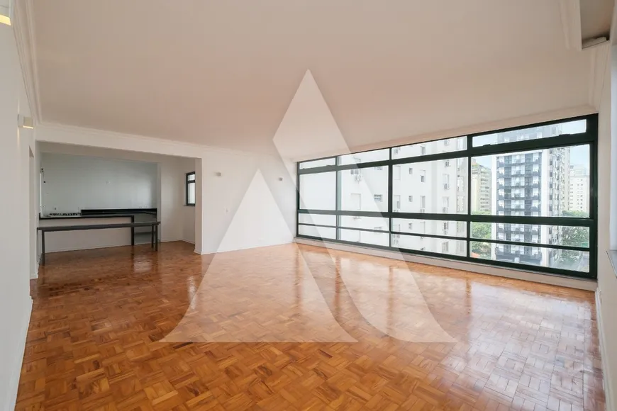 Foto 1 de Apartamento com 3 Quartos à venda, 172m² em Jardins, São Paulo