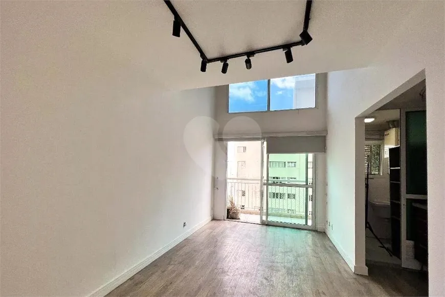 Foto 1 de Apartamento com 1 Quarto para alugar, 47m² em Vila Nova Conceição, São Paulo