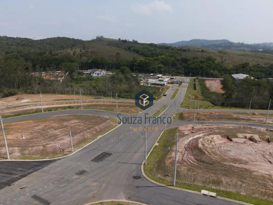 Foto 1 de Lote/Terreno à venda, 250m² em Cezar de Souza, Mogi das Cruzes