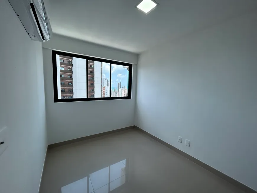 Foto 1 de Apartamento com 4 Quartos para alugar, 127m² em Boa Viagem, Recife