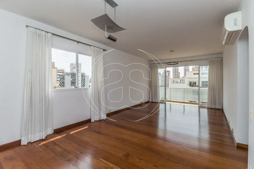 Foto 1 de Apartamento com 3 Quartos à venda, 145m² em Moema, São Paulo