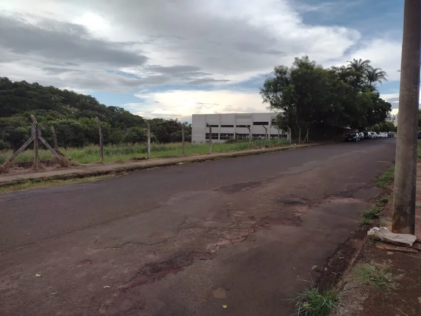 Foto 1 de Lote/Terreno à venda, 989m² em Vila Harmonia, Araraquara