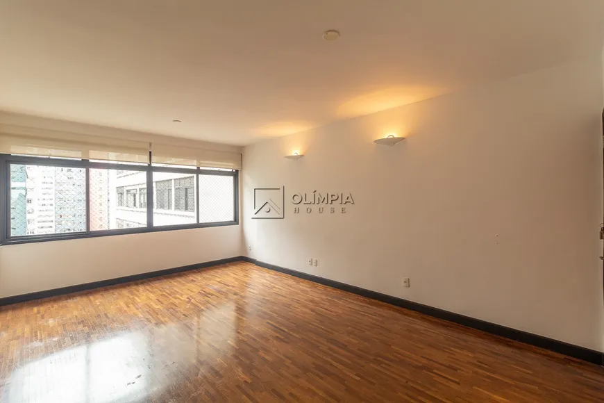 Foto 1 de Apartamento com 2 Quartos para alugar, 110m² em Jardim Paulista, São Paulo